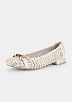 Ballerina in edler Strickoptik