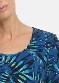 Baumwollshirt mit femininen Blüten