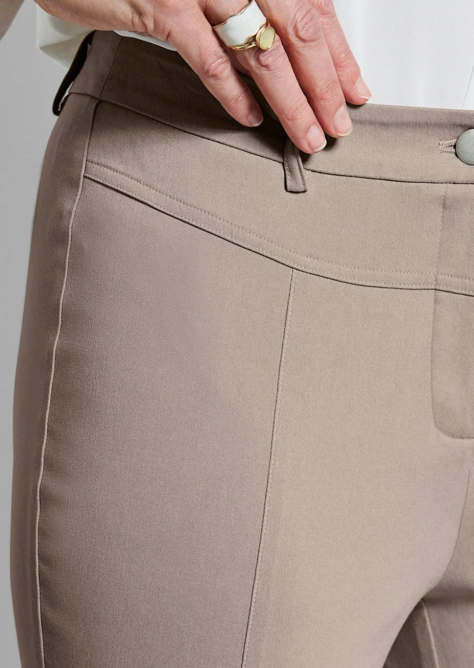 Bengalinhose LOUISA aus Super Stretch