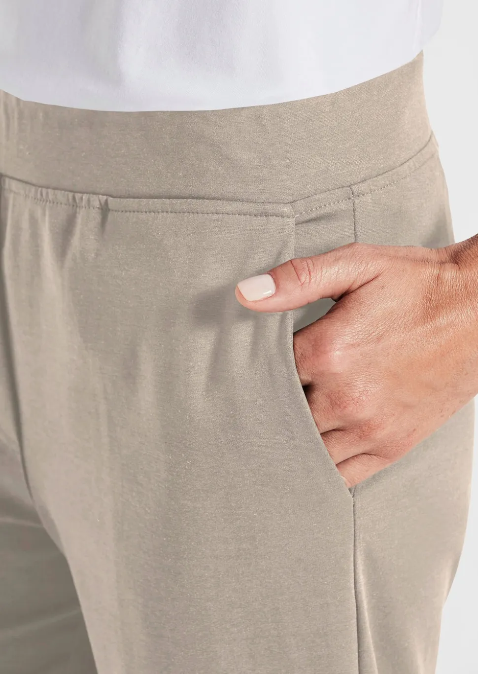 Bequeme Freizeithose mit Schlupfbund und Taschen