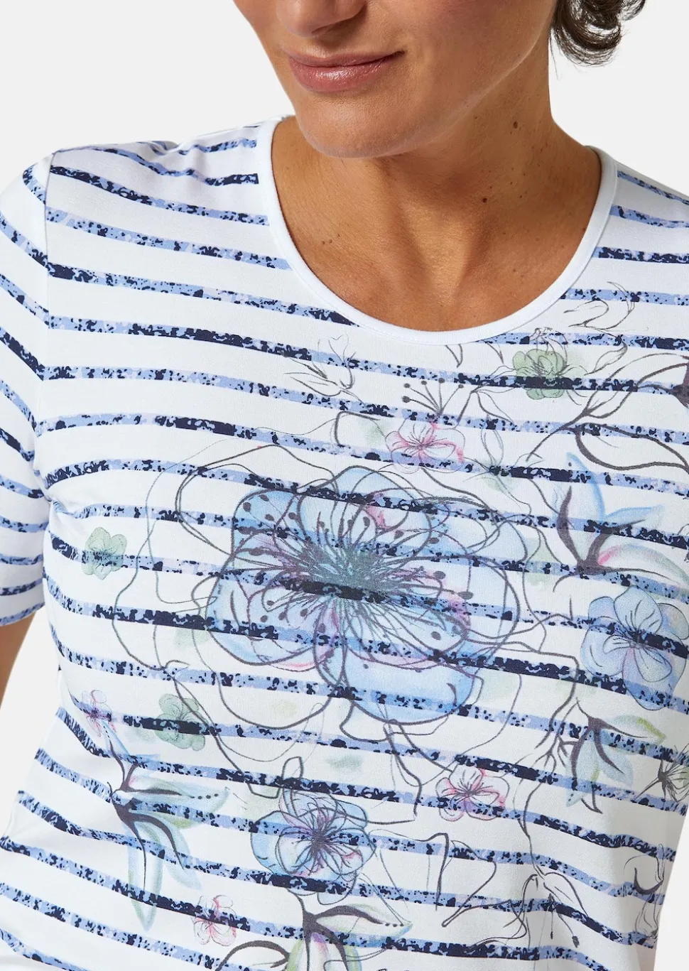 Bequemes Druckshirt in Blumen-Ringeloptik