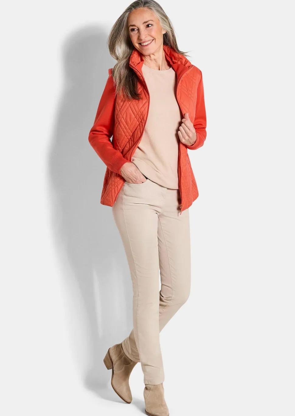 Übergangsjacke aus Strick und Stepp