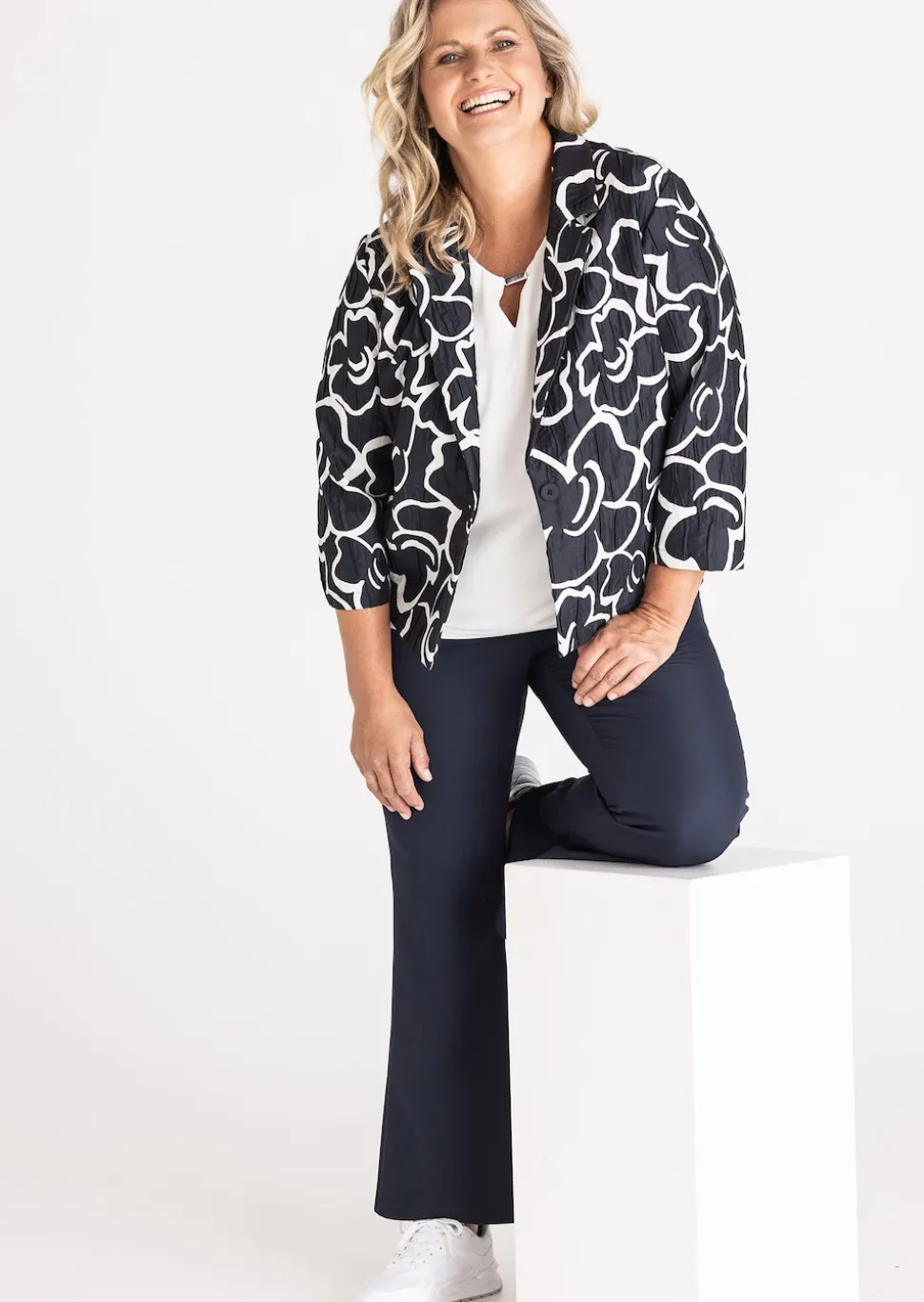 Blazer aus schimmernder Jacquard-Ware