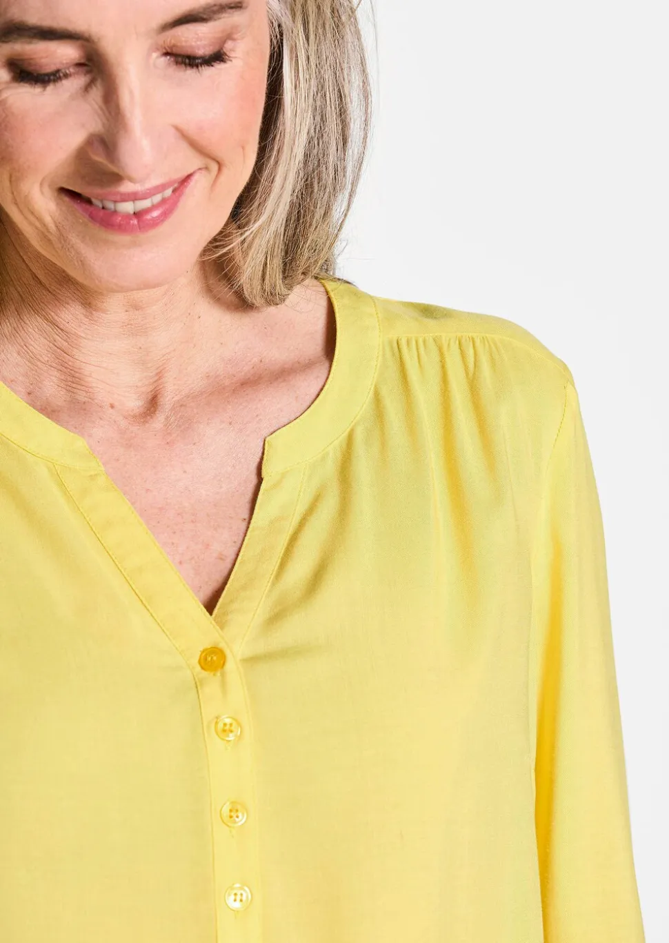 Bluse aus reiner Viskose