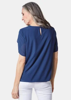 Bluse mit aufregender Ärmellösung