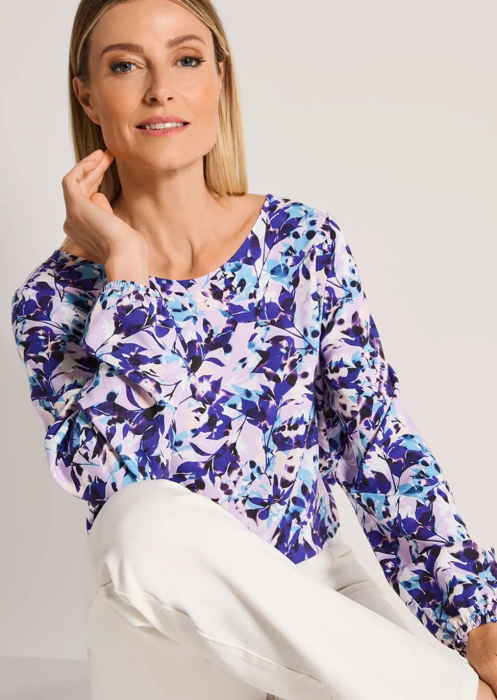 Bluse mit Rundhalsausschnitt