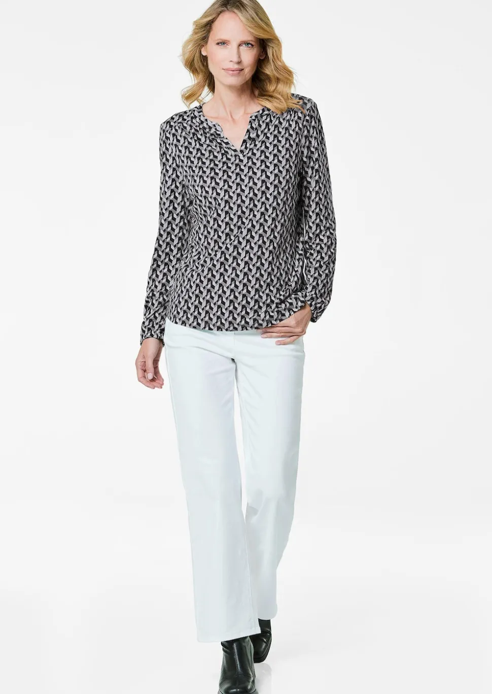 Blusenshirt in femininer Form