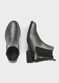 Chelsea Boots mit Animal-Prägung