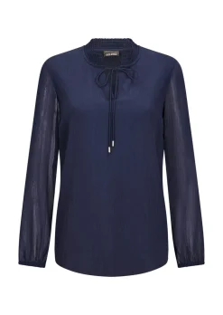 Chiffonbluse mit femininem Ausschnitt