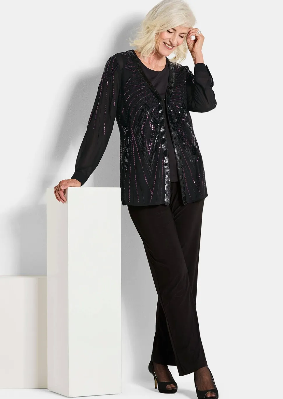 Chiffon-Jäckchen mit Pailletten