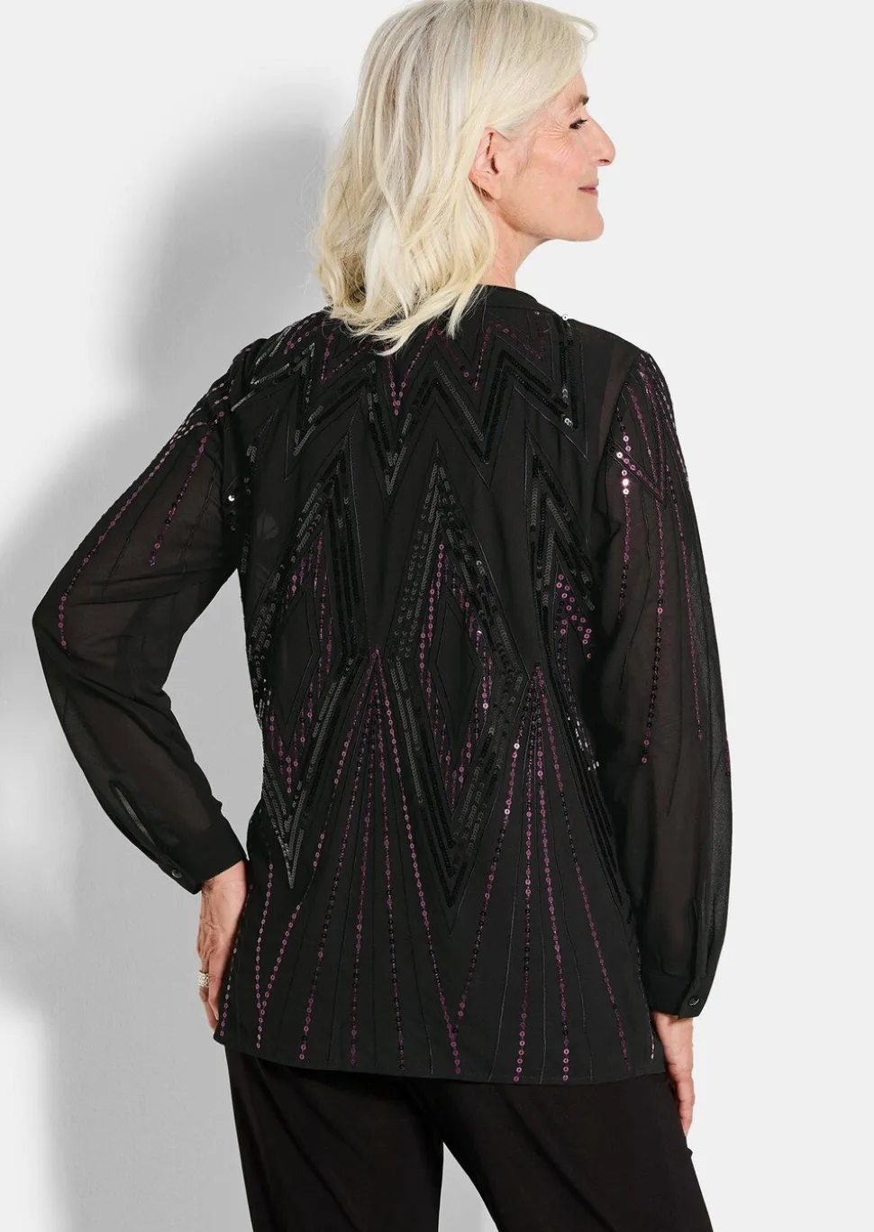 Chiffon-Jäckchen mit Pailletten