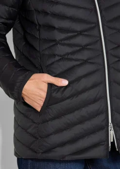 Daunenjacke mit femininer Steppung