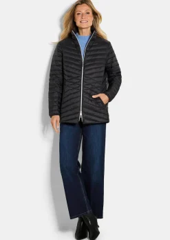 Daunenjacke mit femininer Steppung