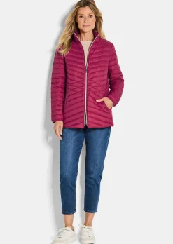 Daunenjacke mit femininer Steppung