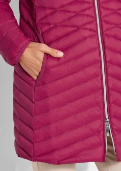 Daunenmantel mit femininer Steppung