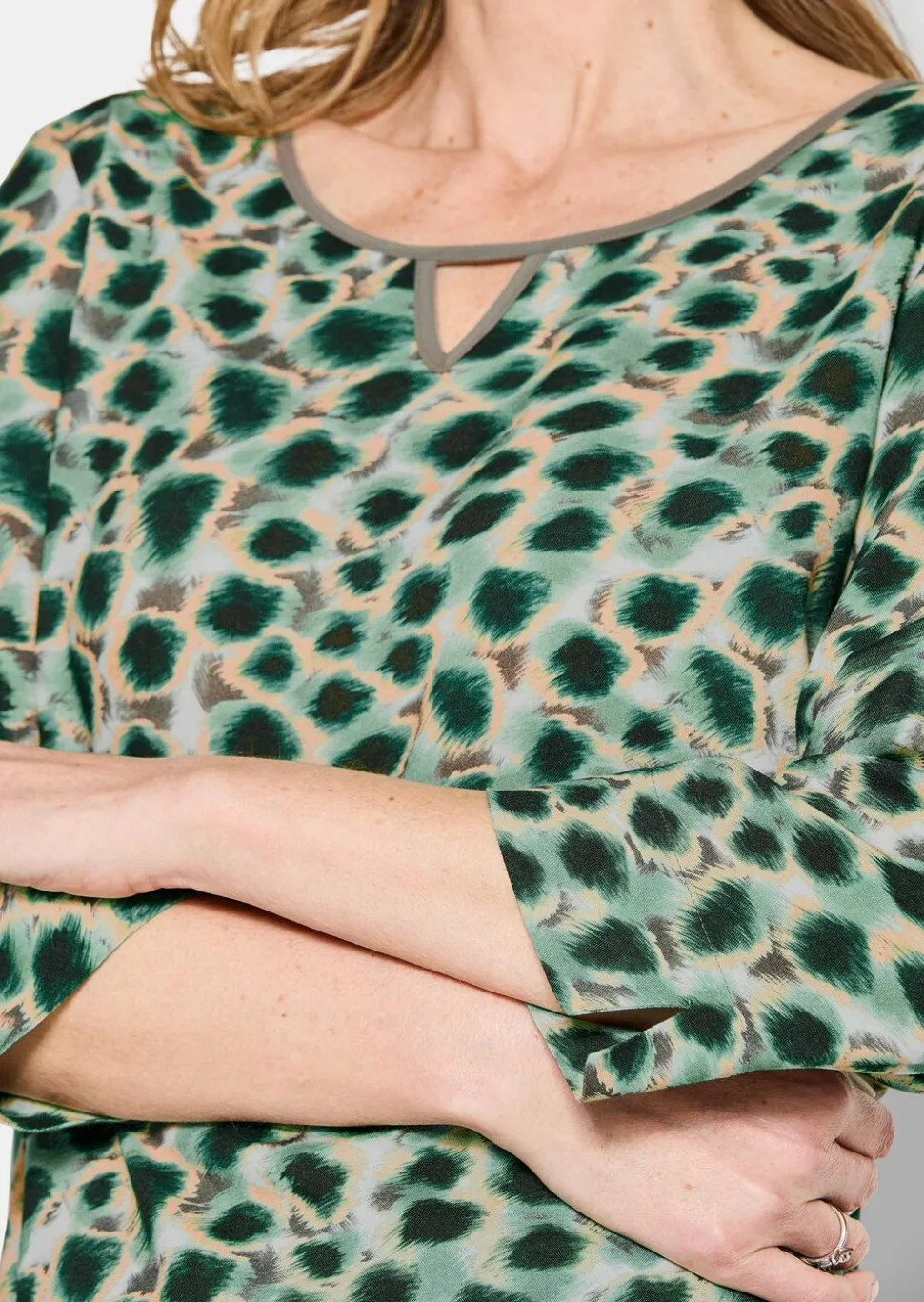 Druckbluse aus reiner Viskose
