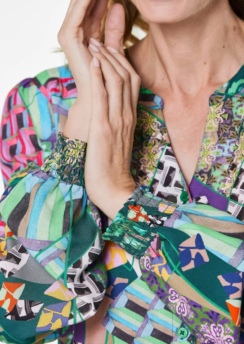 Druckbluse mit Patchmuster