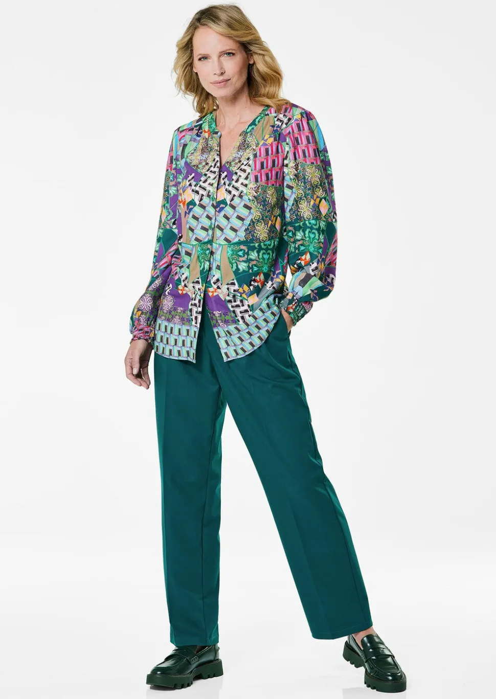 Druckbluse mit Patchmuster