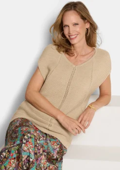 Edles Stricktop mit dezentem Glanz