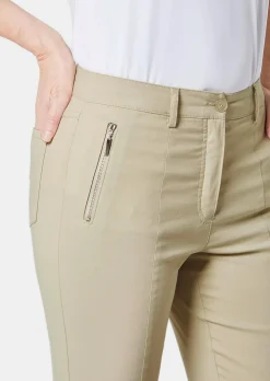Elastische Hose mit extra Nähten
