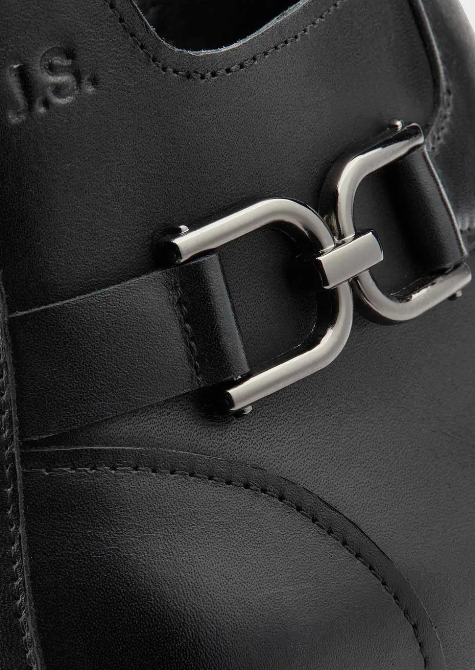 Feminine Stiefeletten mit Absatz