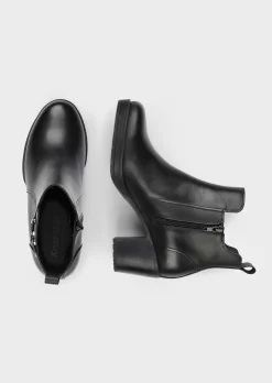 Feminine Stiefeletten mit Absatz