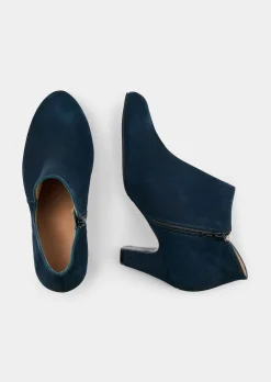 Feminine Stiefeletten mit Absatz