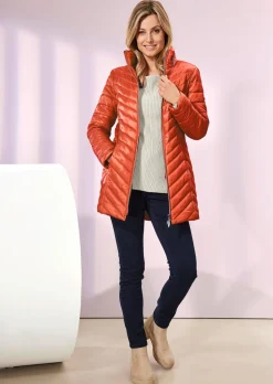 Figurschmeichelnde, leichte Longsteppjacke