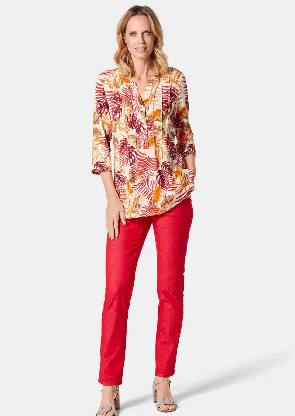 Figurschmeichelndes Drucktunika-Shirt