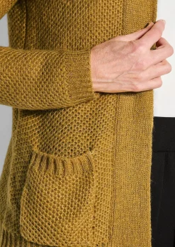 Flauschige Strickjacke in Cardigan-Form