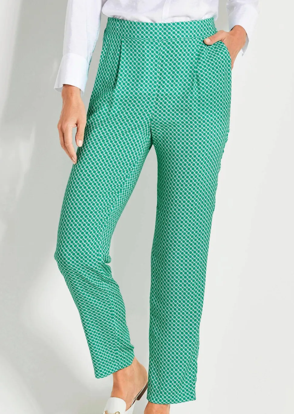 Gemusterte Schlupfhose SARA mit Minimalprint