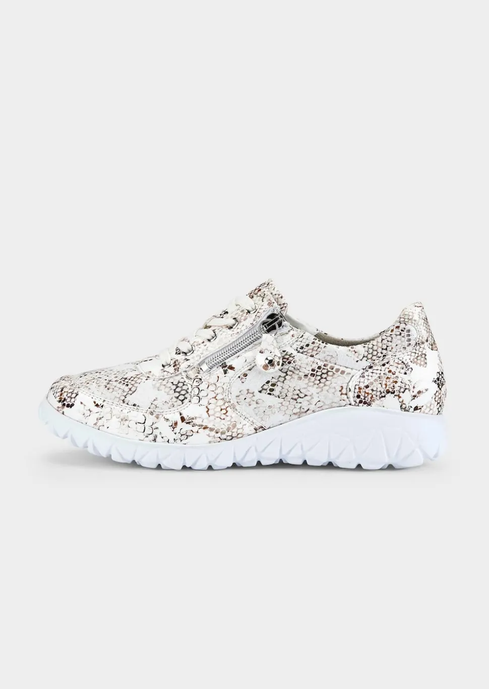 Halbschuhe mit Elastik-Einsätzen