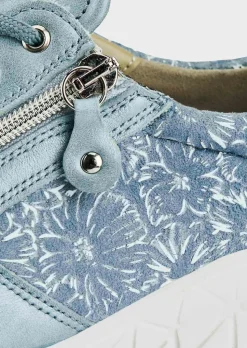 Halbschuhe mit Elastik-Einsätzen