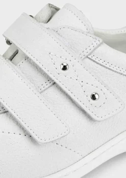 Halbschuhe mit verstellbarem Klettverschluss