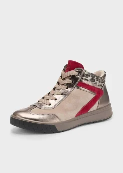 Hohe Sneaker mit Leo Print und Metallic-Optik
