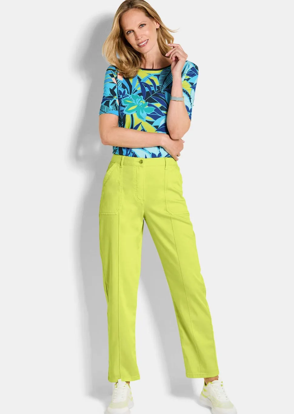 Hose SARA mit Cargo-Taschen