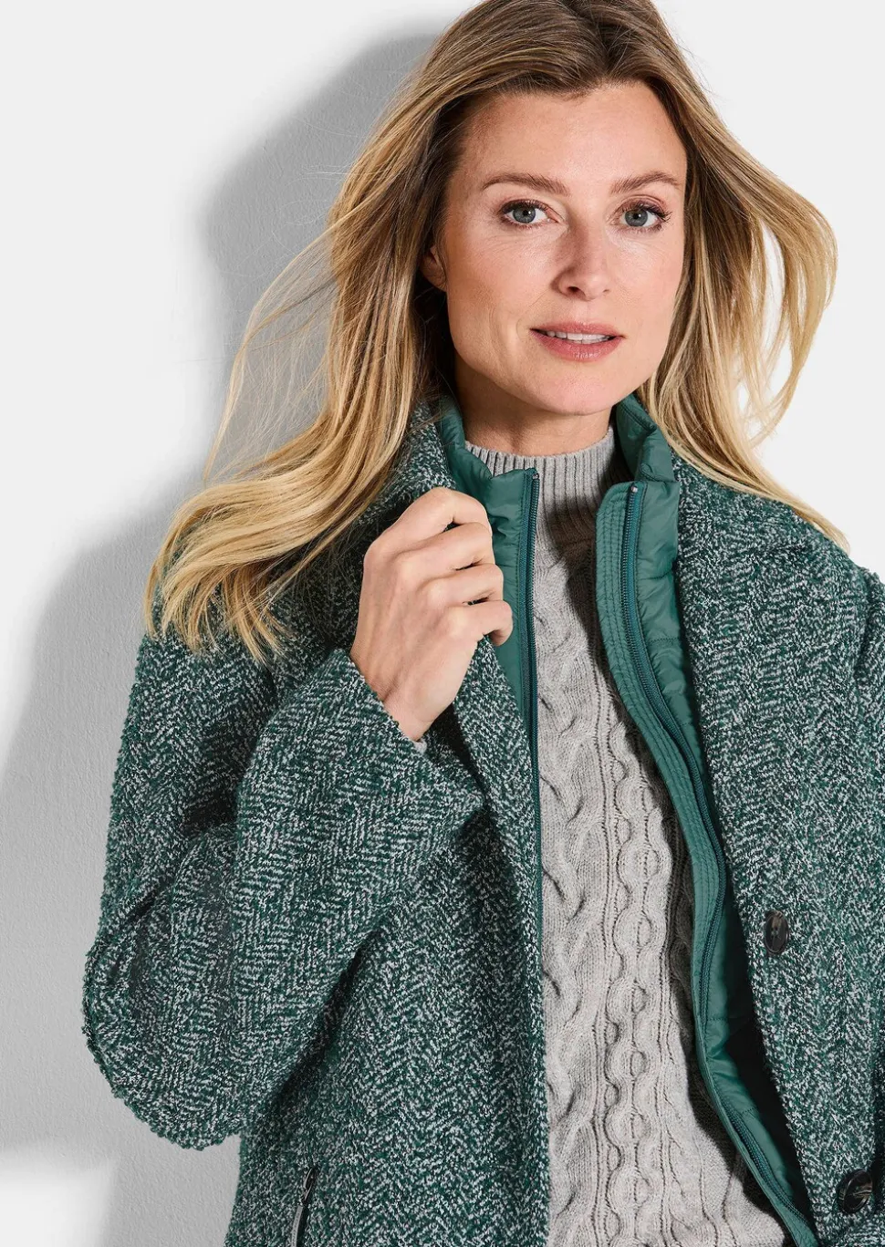 Jacke in 2-in-1-Optik mit Steppeinsatz