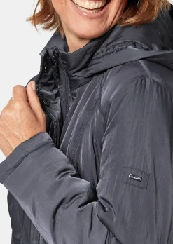 Jacke mit Kapuze in dezenter Crashstruktur