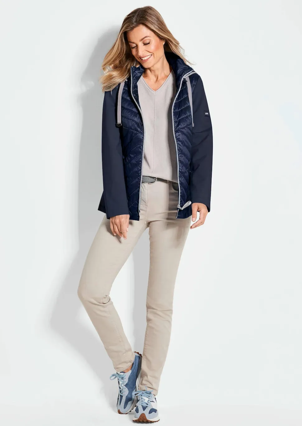 Jacke mit Stehkragen