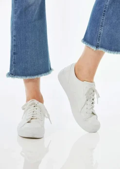 Jeans CARLA mit ausgestelltem Bein
