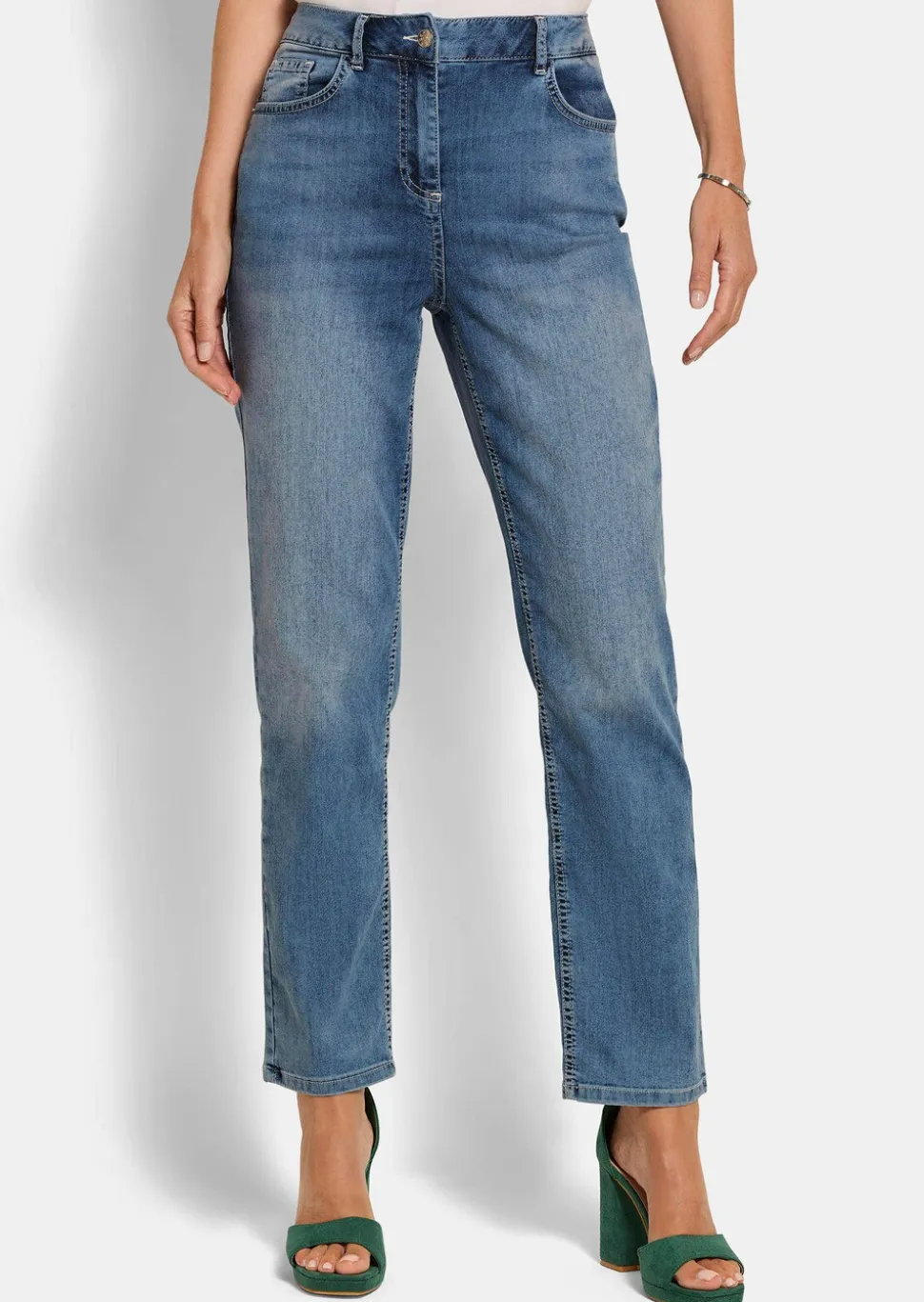 Jeanshose CARLA in geradem Schnitt