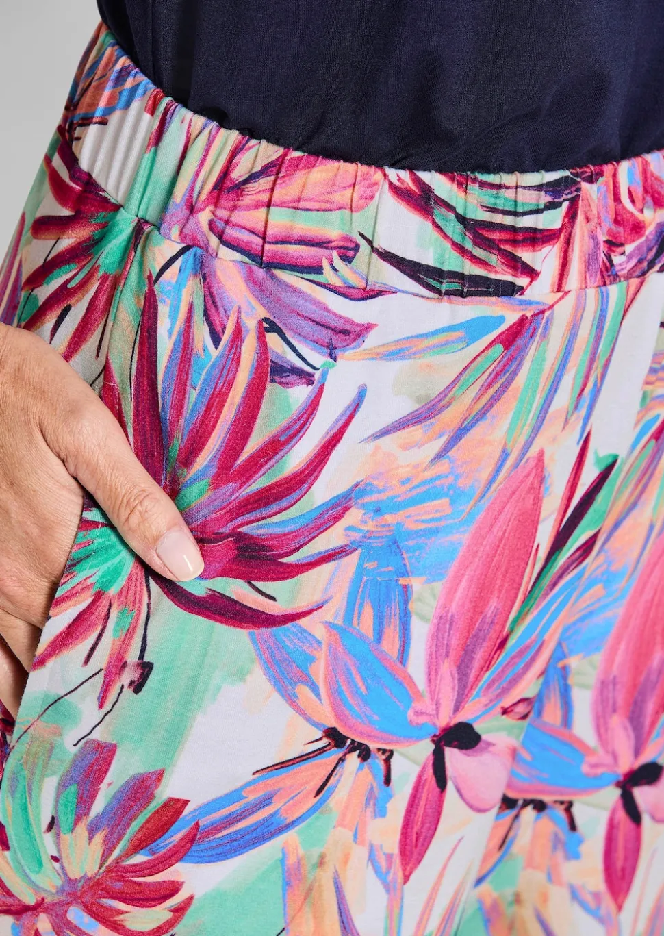 Jersey-Culotte VERA mit Palmenprint