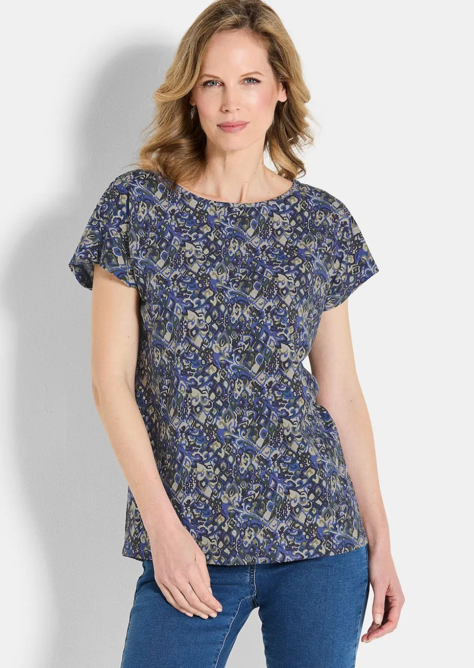 Jersey-Shirt mit überschnittenen Schultern
