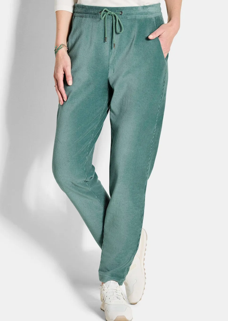 Joggpants SARA aus weichem Cord