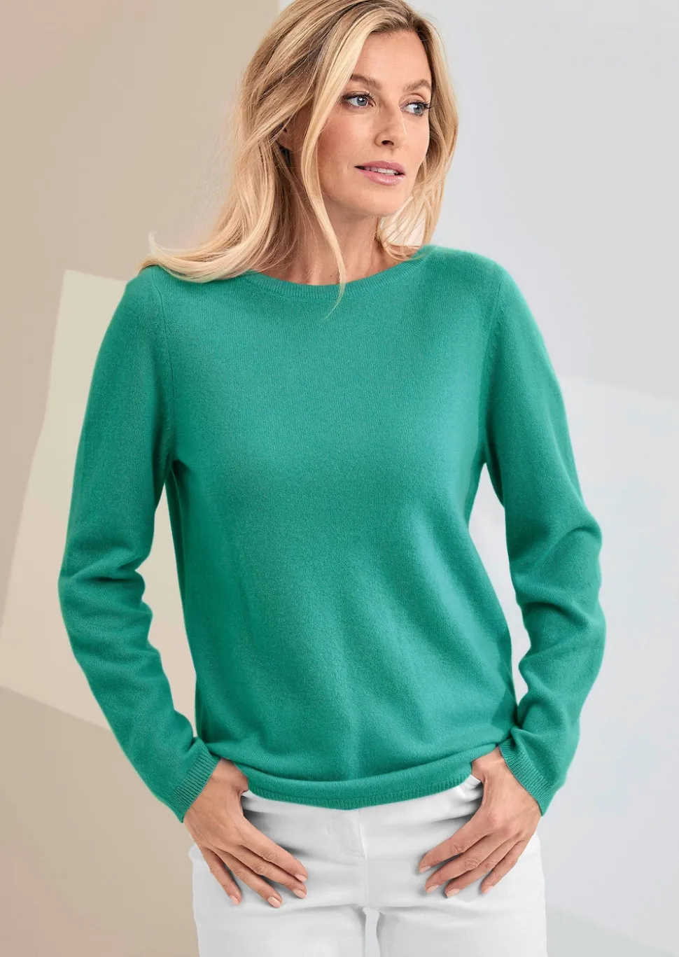 Kaschmirpullover mit U-Boot Ausschnitt