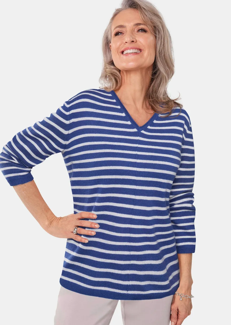 Kaschmirpullover mit V-Ausschnitt