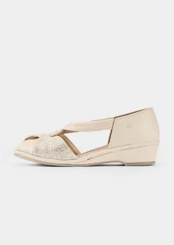 Klassische Sandalen aus Leder