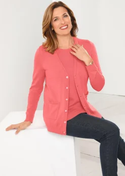 Klassisches Stricktwinset