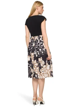 Kleid aus Jersey-Oberteil und Webrock