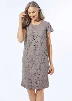 Kleid aus sommerlicher Spitze